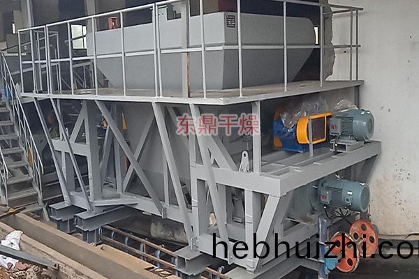 五軸打散給料機